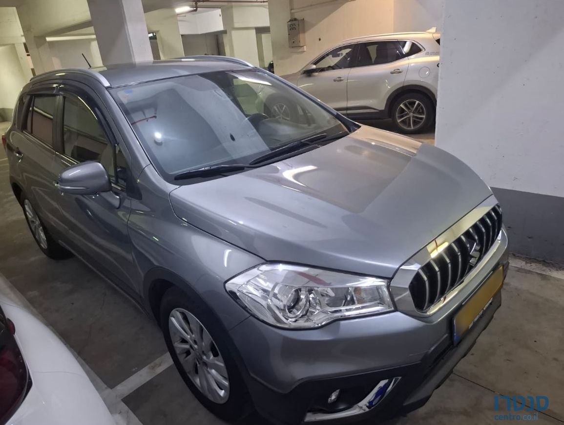 2018' Suzuki SX4 סוזוקי קרוסאובר photo #1