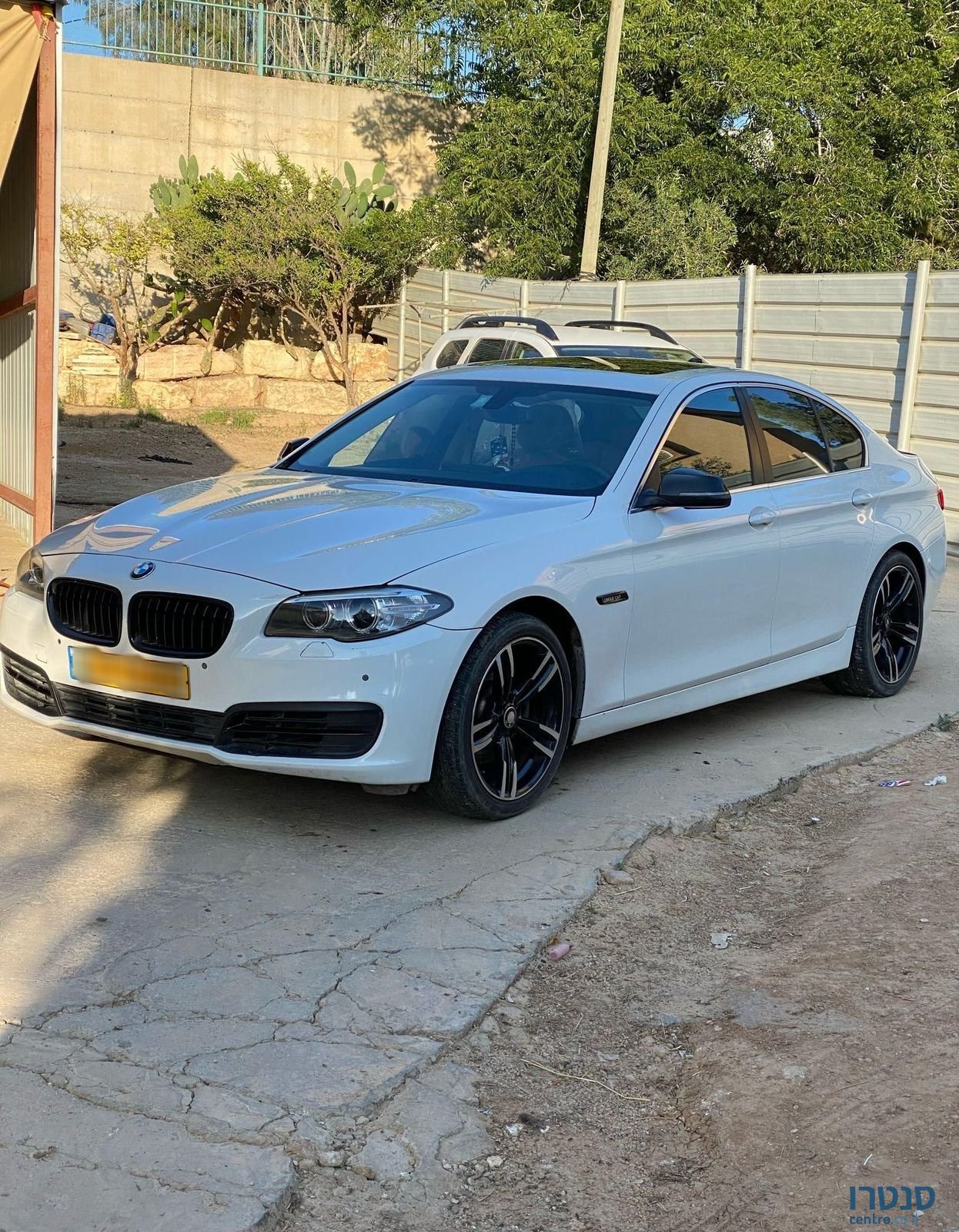 2016' BMW 5 Series ב מ וו סדרה 5 photo #2