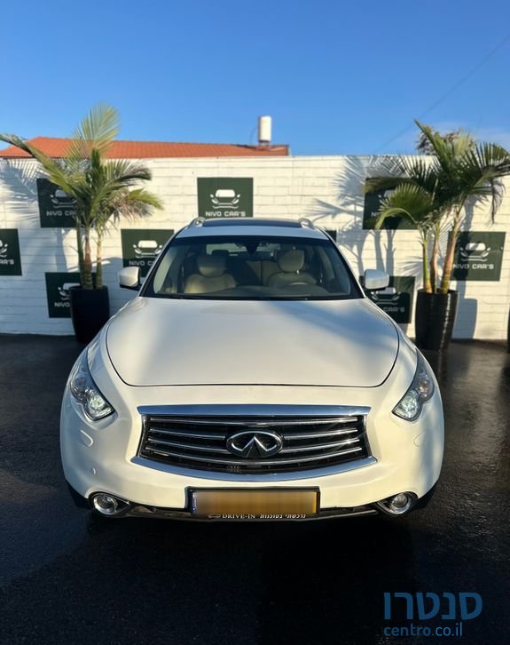 2019' Infiniti QX70 אינפיניטי photo #1