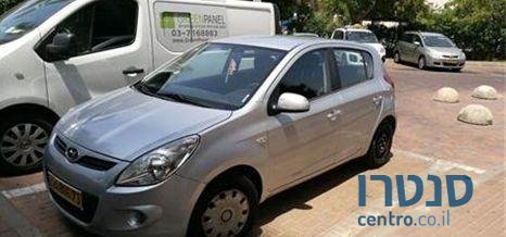 2010' Hyundai i20 יונדאי photo #1