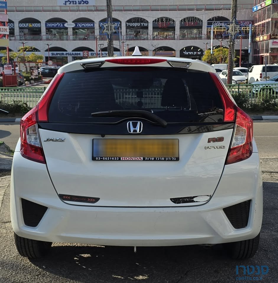 2017' Honda Jazz photo #4