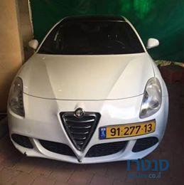 2012' Alfa Romeo Giulietta photo #1