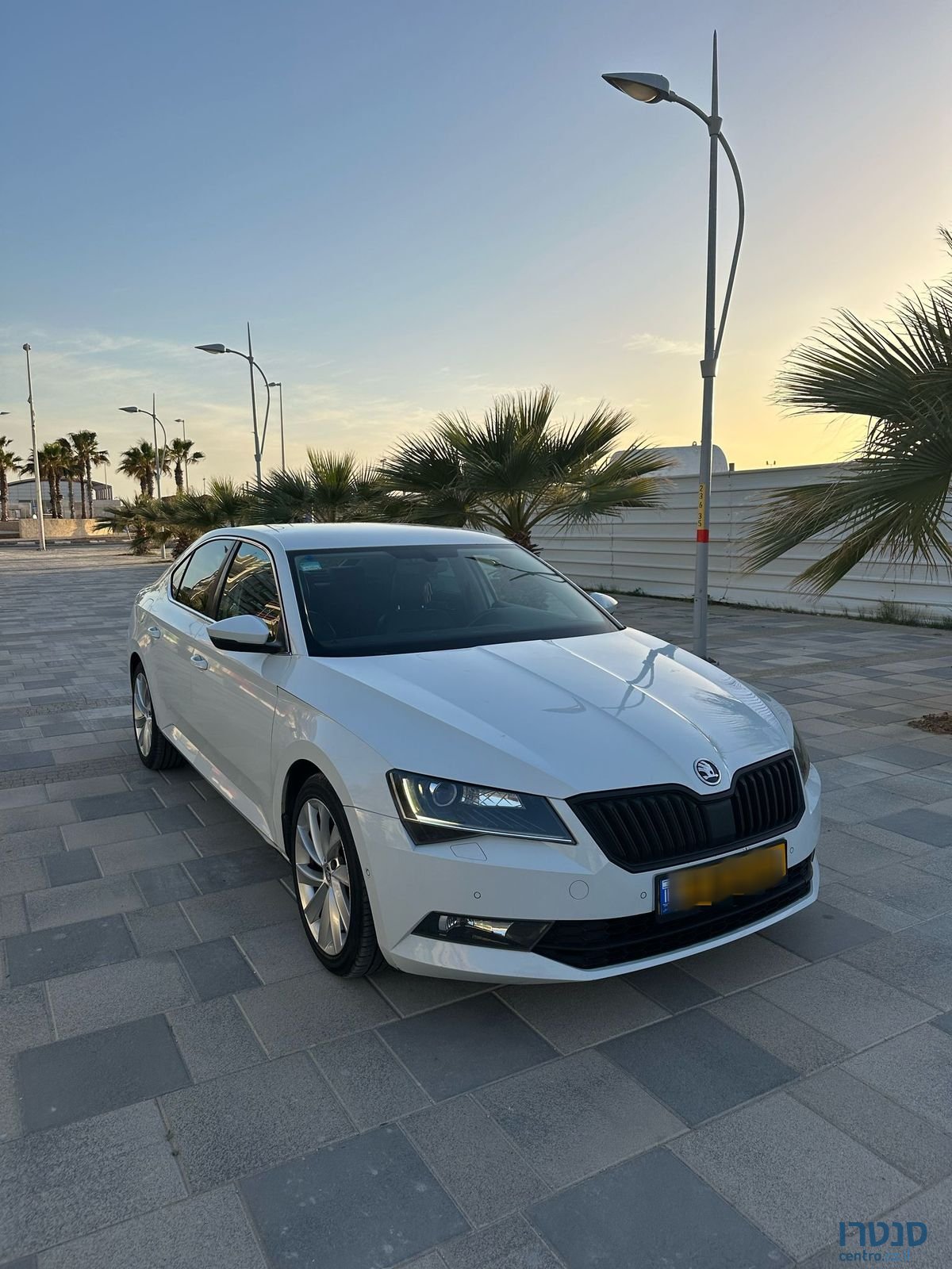 2015' Skoda Superb סקודה סופרב photo #2