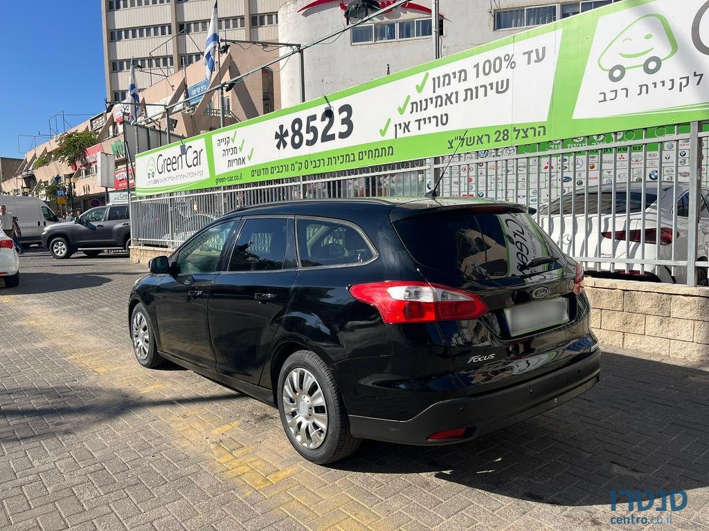 2013' Ford Focus photo #4