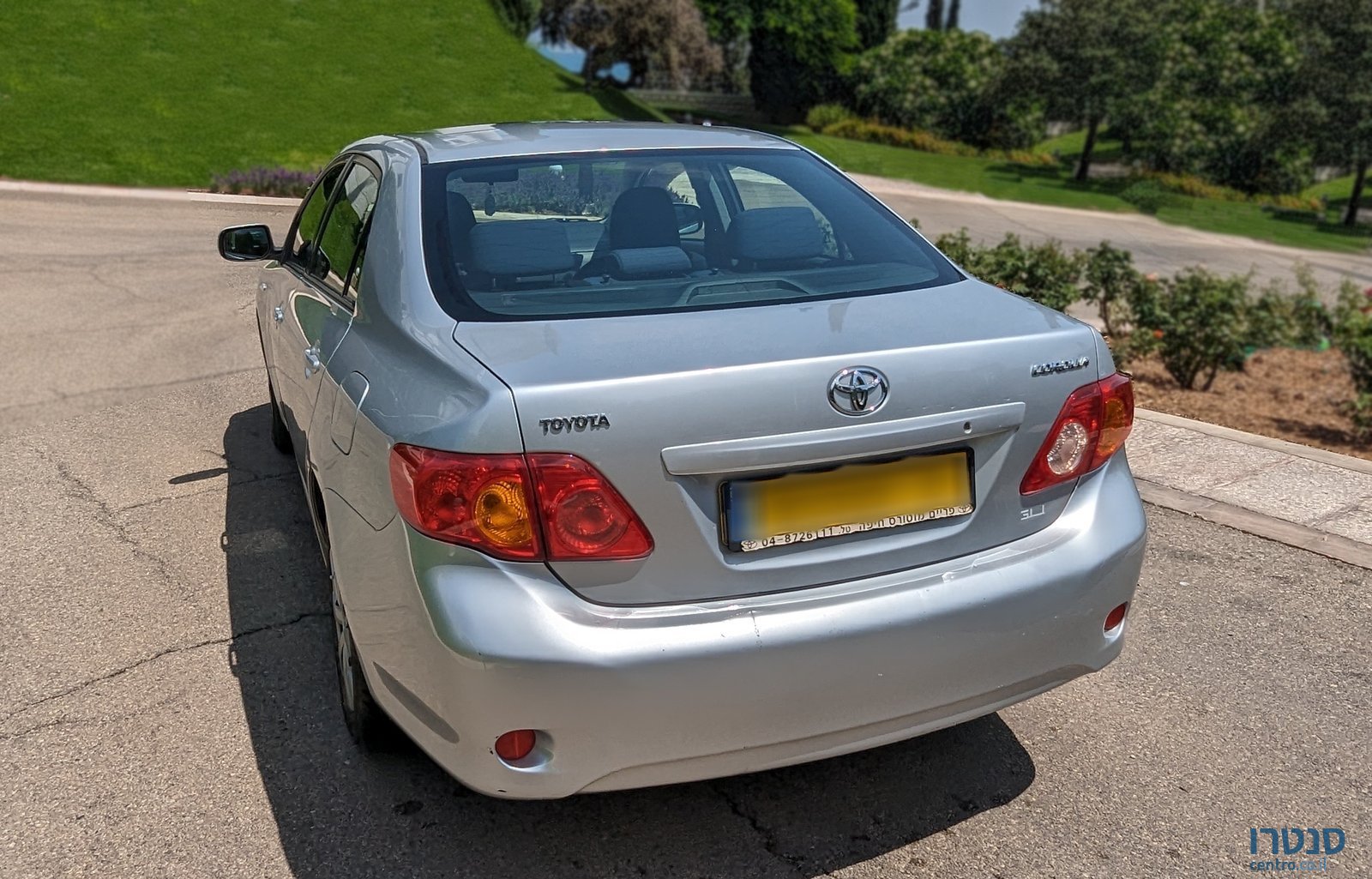 2009' Toyota Corolla photo #1