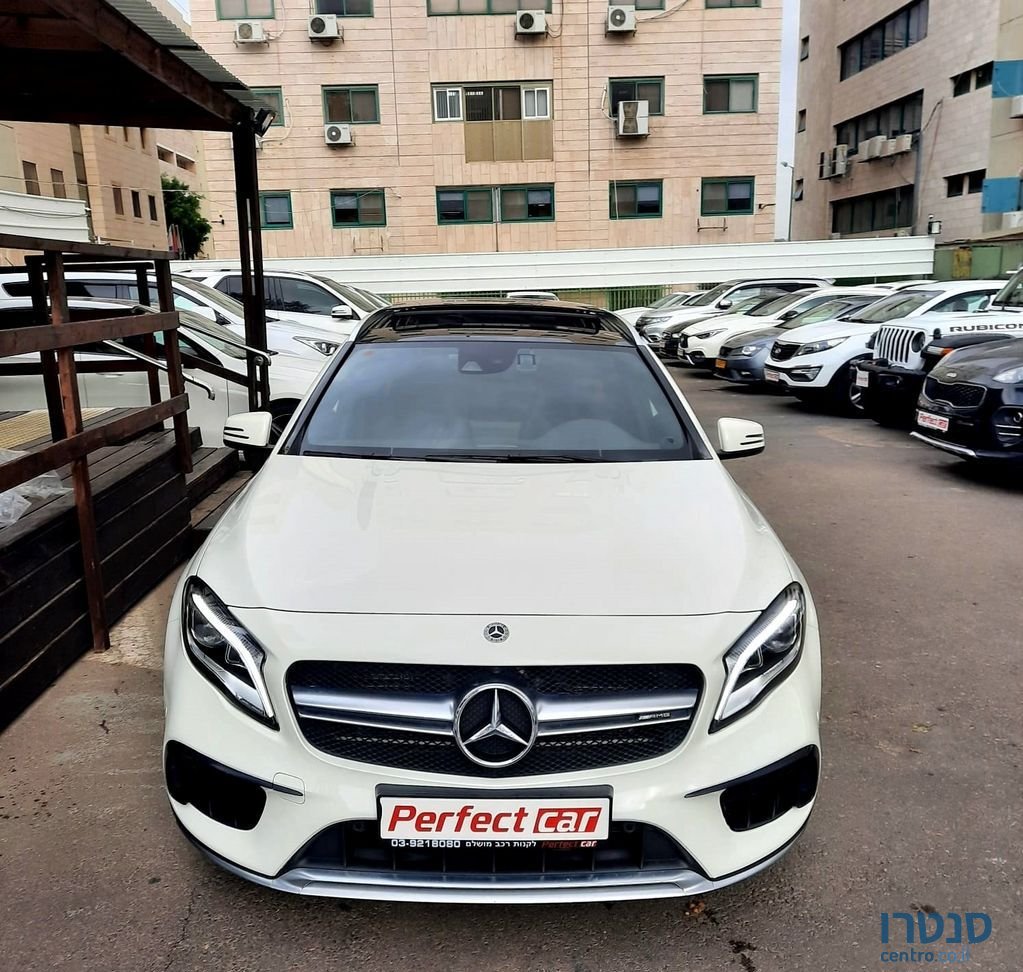 2018' Mercedes-Benz Gla מרצדס photo #2
