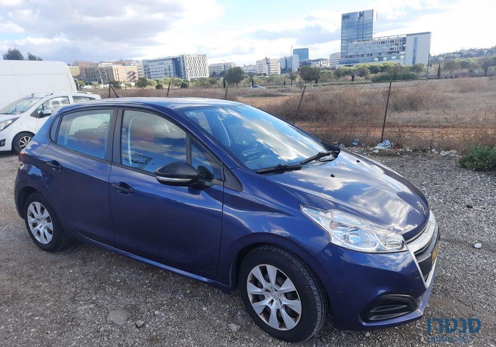 2016' Peugeot 208 פיג'ו photo #4