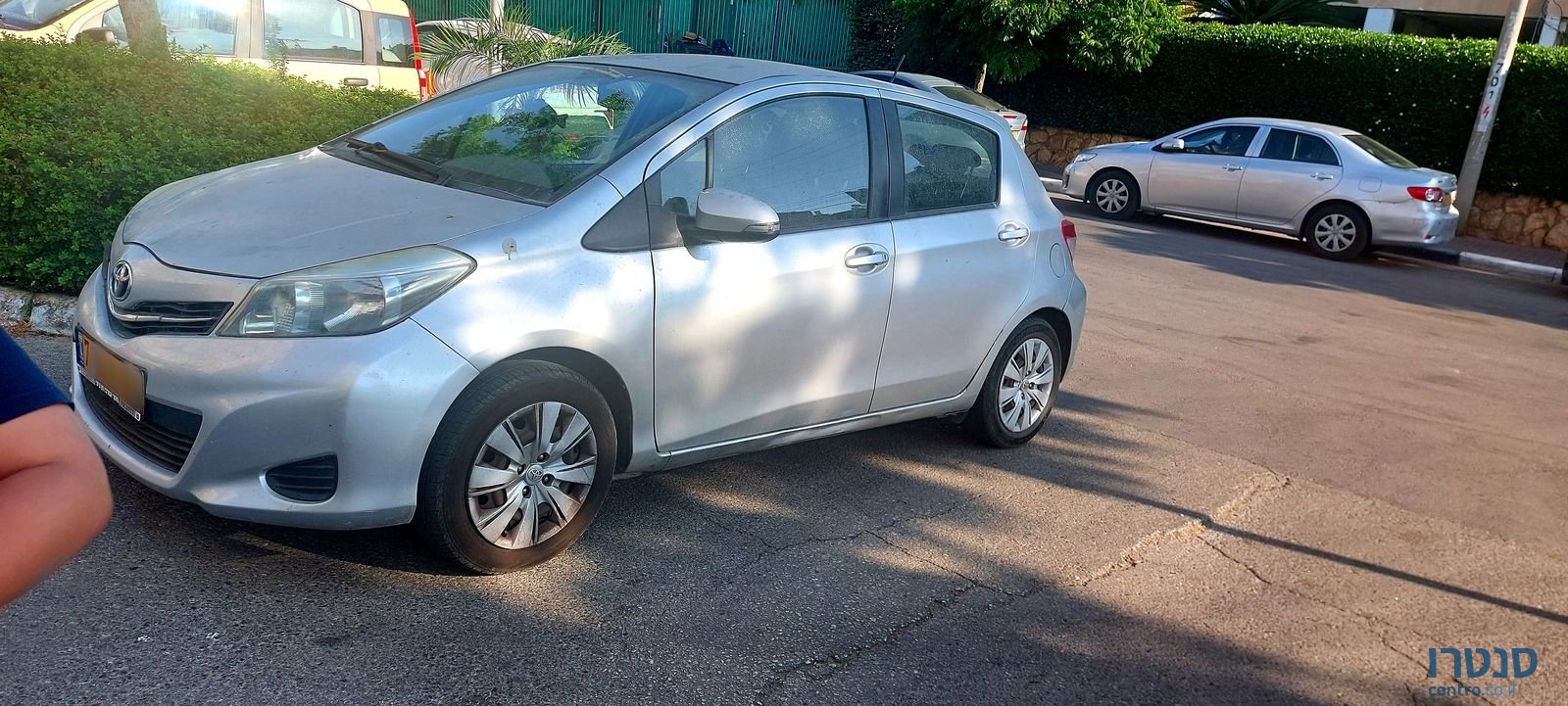 2012' Toyota Yaris טויוטה יאריס photo #1