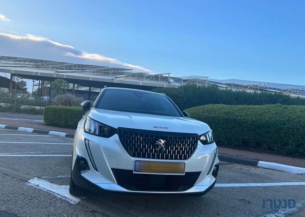 2022' Peugeot 2008 פיג'ו photo #1