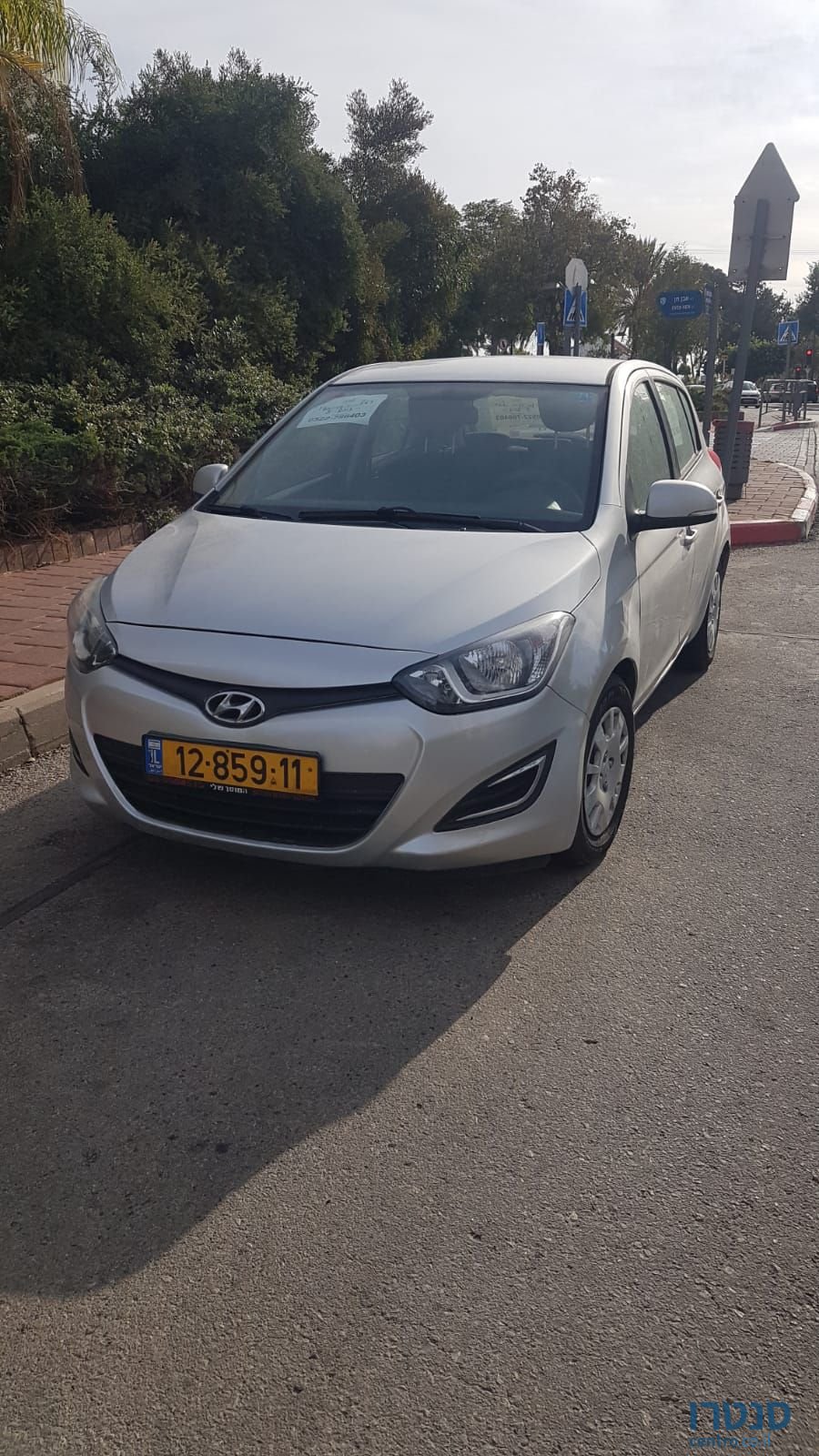 2013' Hyundai i20 יונדאי photo #3