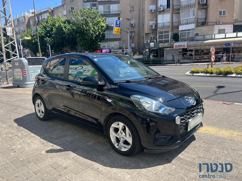 2021' Hyundai i10 photo #6