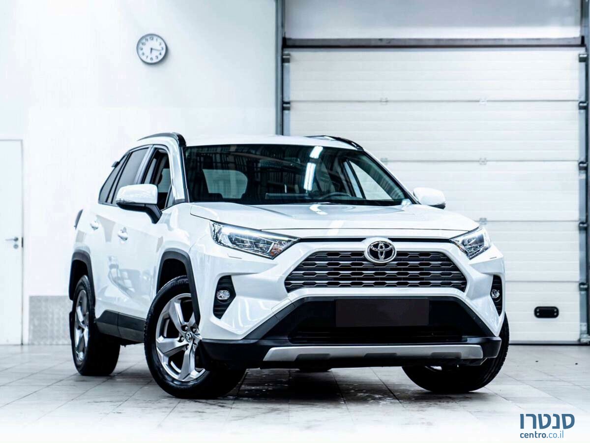 2020' Toyota RAV4 photo #2