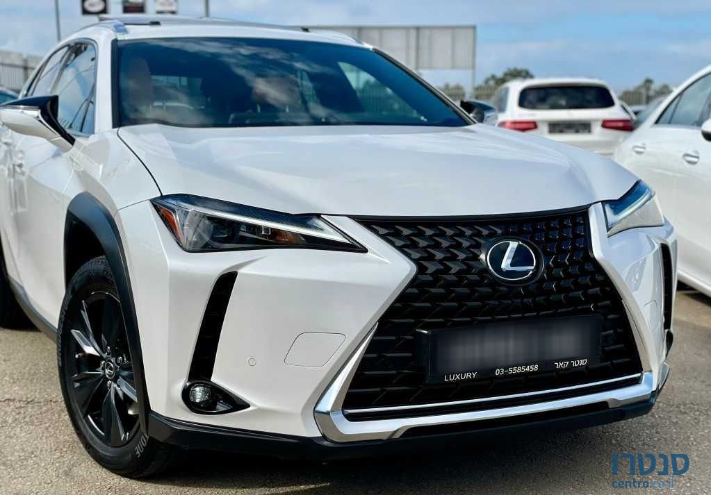 2023' Lexus UX לקסוס photo #4