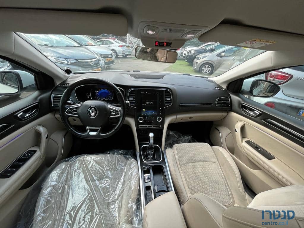 2019' Renault Megane Grand Coupe photo #5