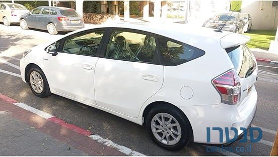 2016' Toyota Prius photo #4