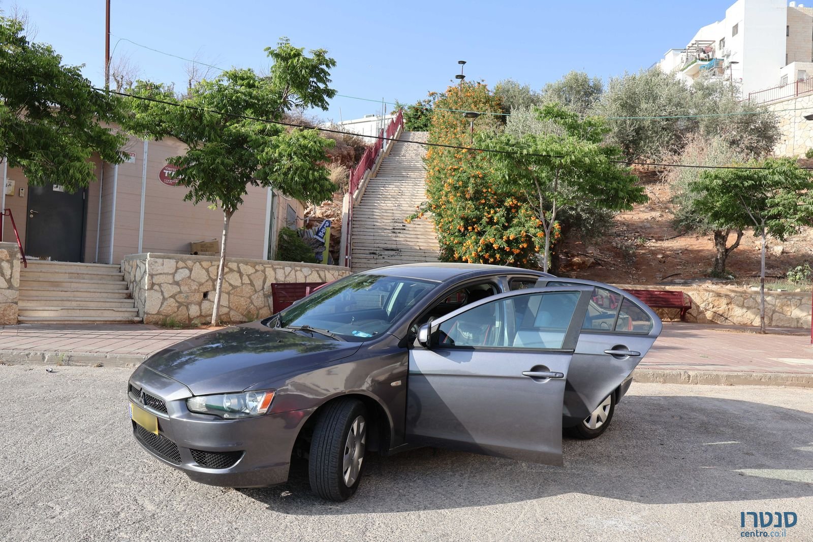 2011' Mitsubishi Lancer מיצובישי לנסר photo #1