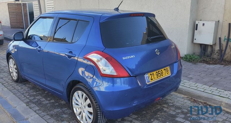 2011' Suzuki Swift סוזוקי סוויפט photo #2