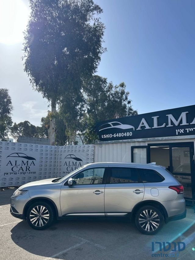 2019' Mitsubishi Outlander מיצובישי אאוטלנדר photo #5
