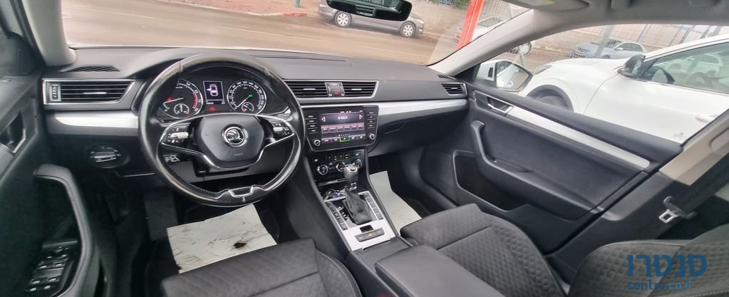 2021' Skoda Superb סקודה סופרב photo #2