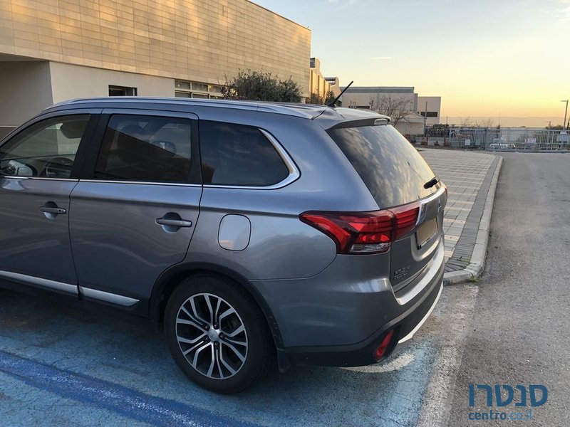 2016' Mitsubishi Outlander מיצובישי אאוטלנדר photo #2