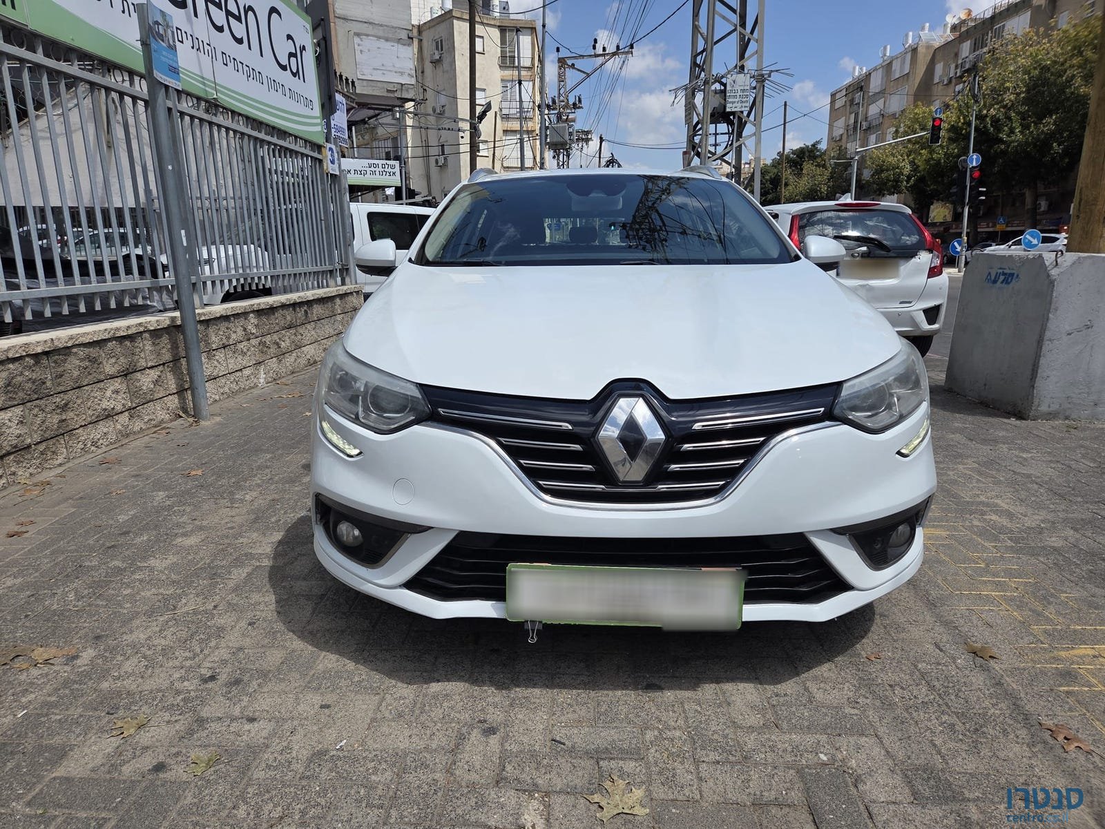 2020' Renault Megane photo #4