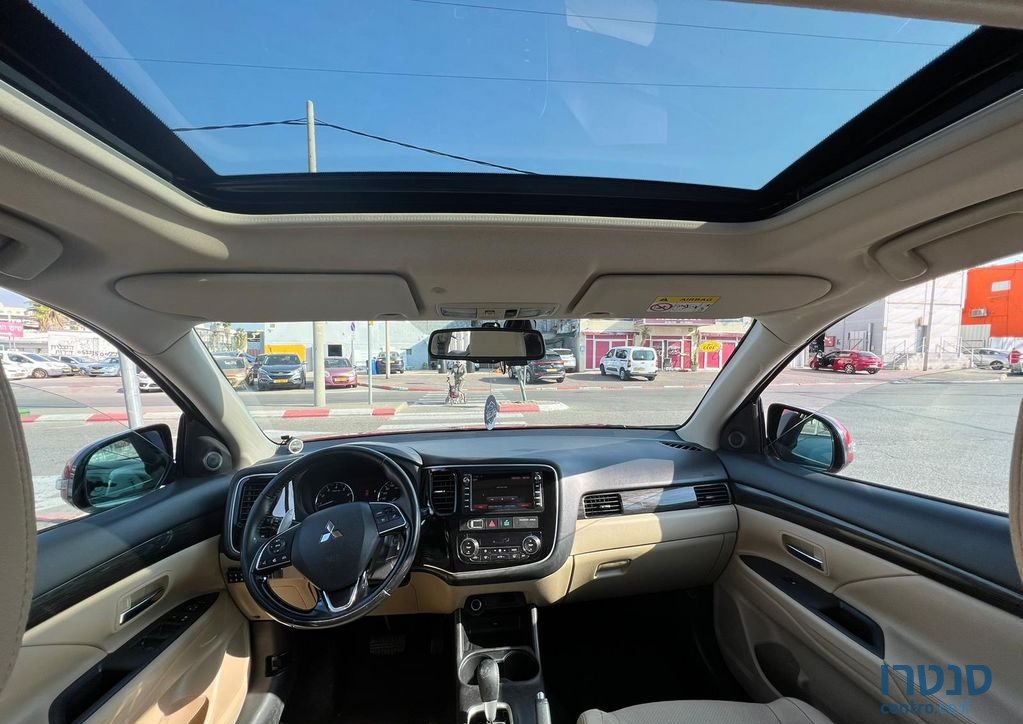 2016' Mitsubishi Outlander מיצובישי אאוטלנדר photo #5