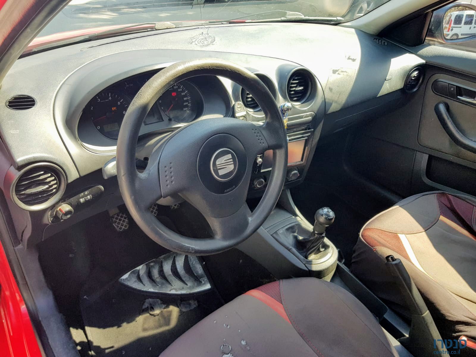 2005' SEAT Ibiza photo #3