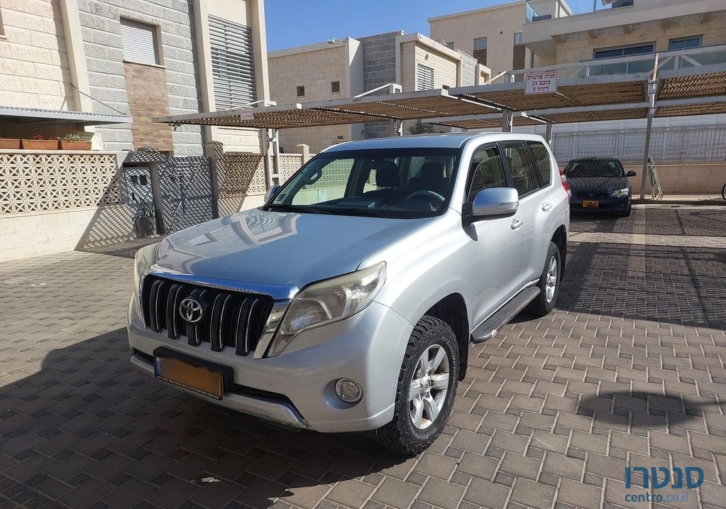 2014' Toyota Land Cruiser טויוטה לנד קרוזר photo #1