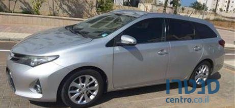 2015' Toyota Auris טויוטה אוריס photo #1