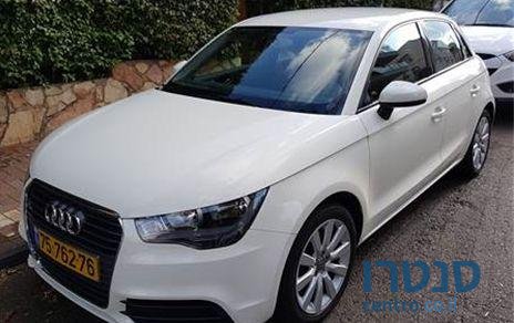 2012' Audi A1 A1 אוטומטית Sb 5 דלתות photo #1