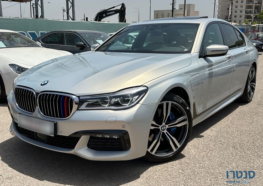 2019' BMW 7 Series ב.מ.וו סדרה 7 photo #4