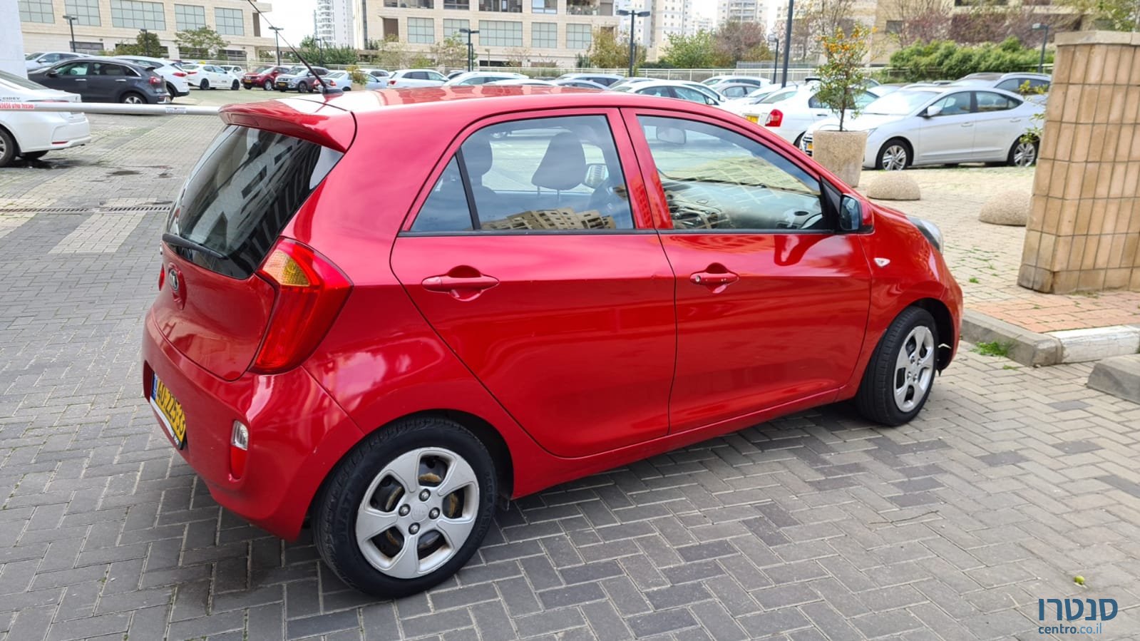 2015' Kia Picanto photo #4