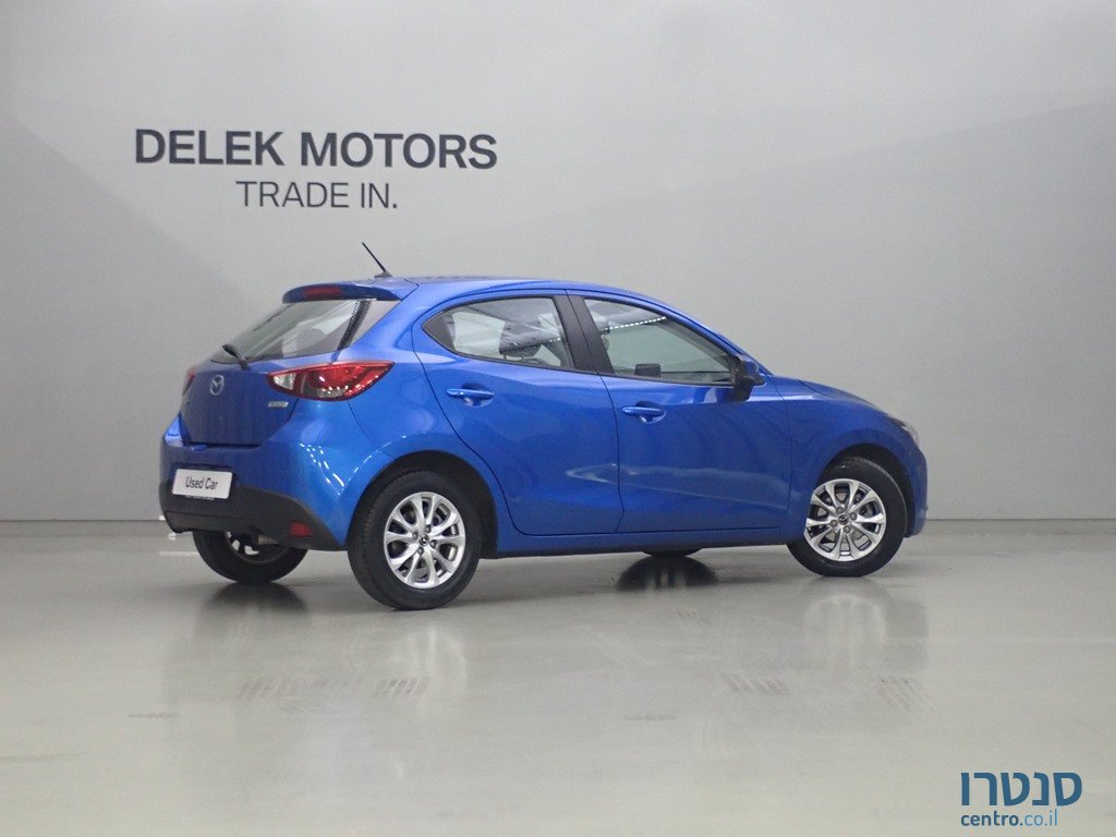 2020' Mazda 2 dynamic photo #4