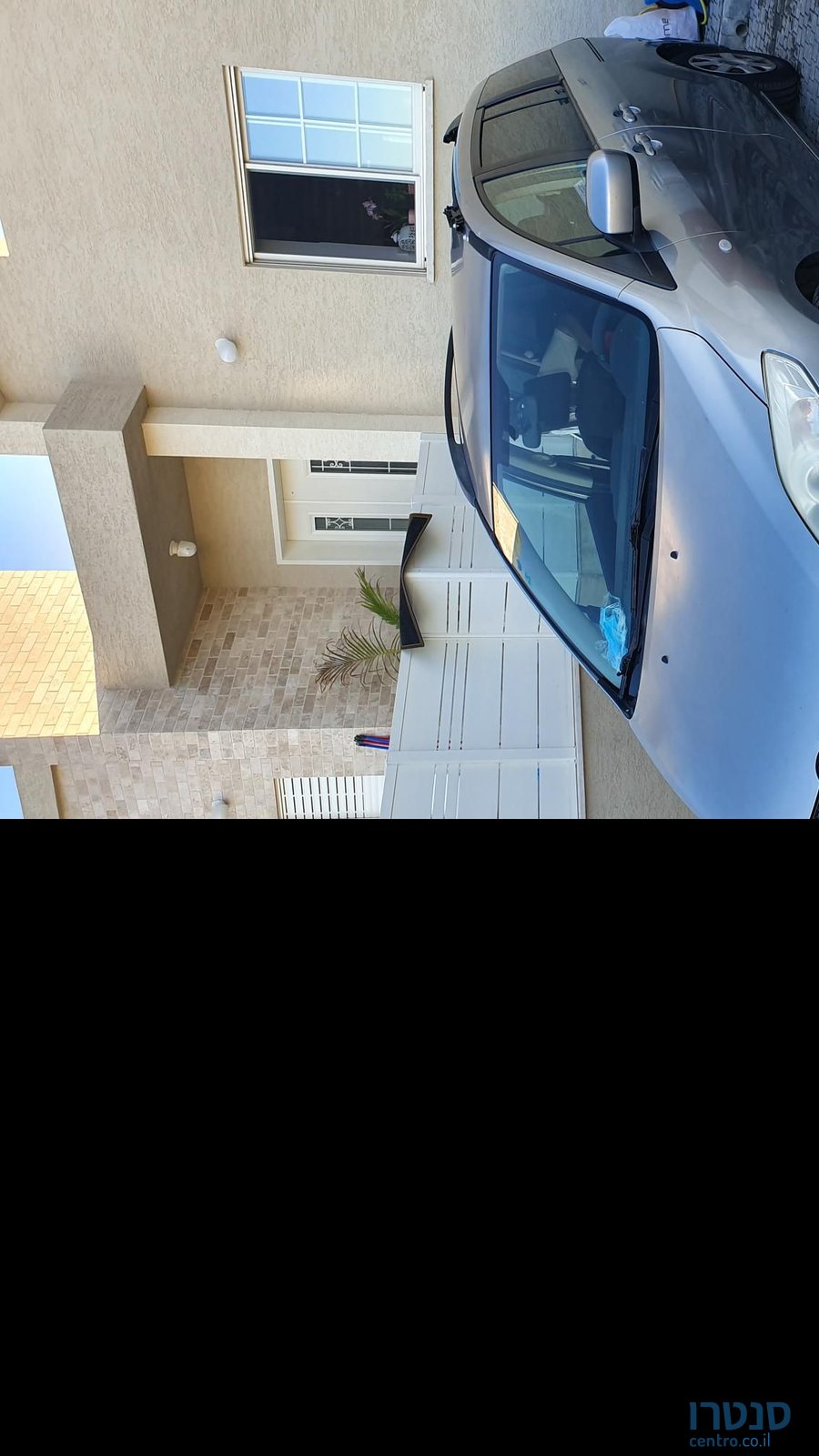 2010' Mazda 5 מאזדה 5 photo #1