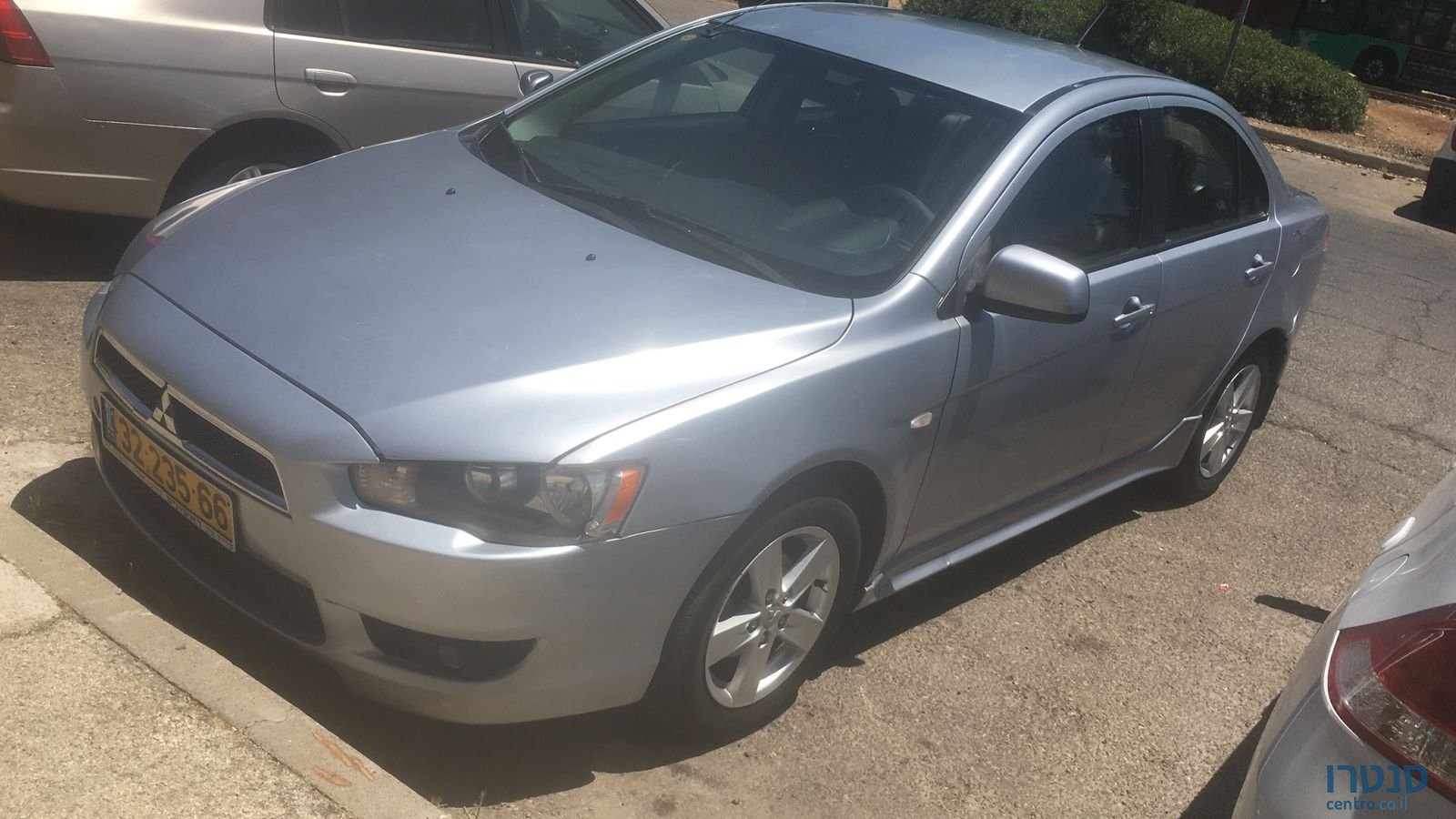 2008' Mitsubishi Lancer photo #1