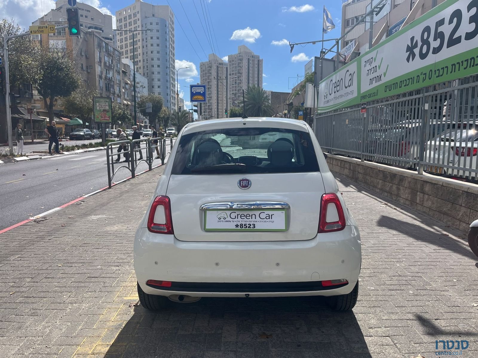 2017' Fiat 500 POP photo #3