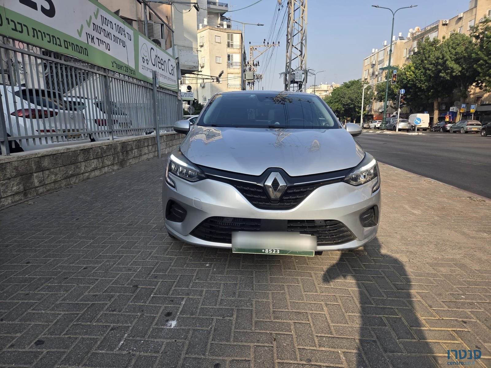 2021' Renault Clio photo #4