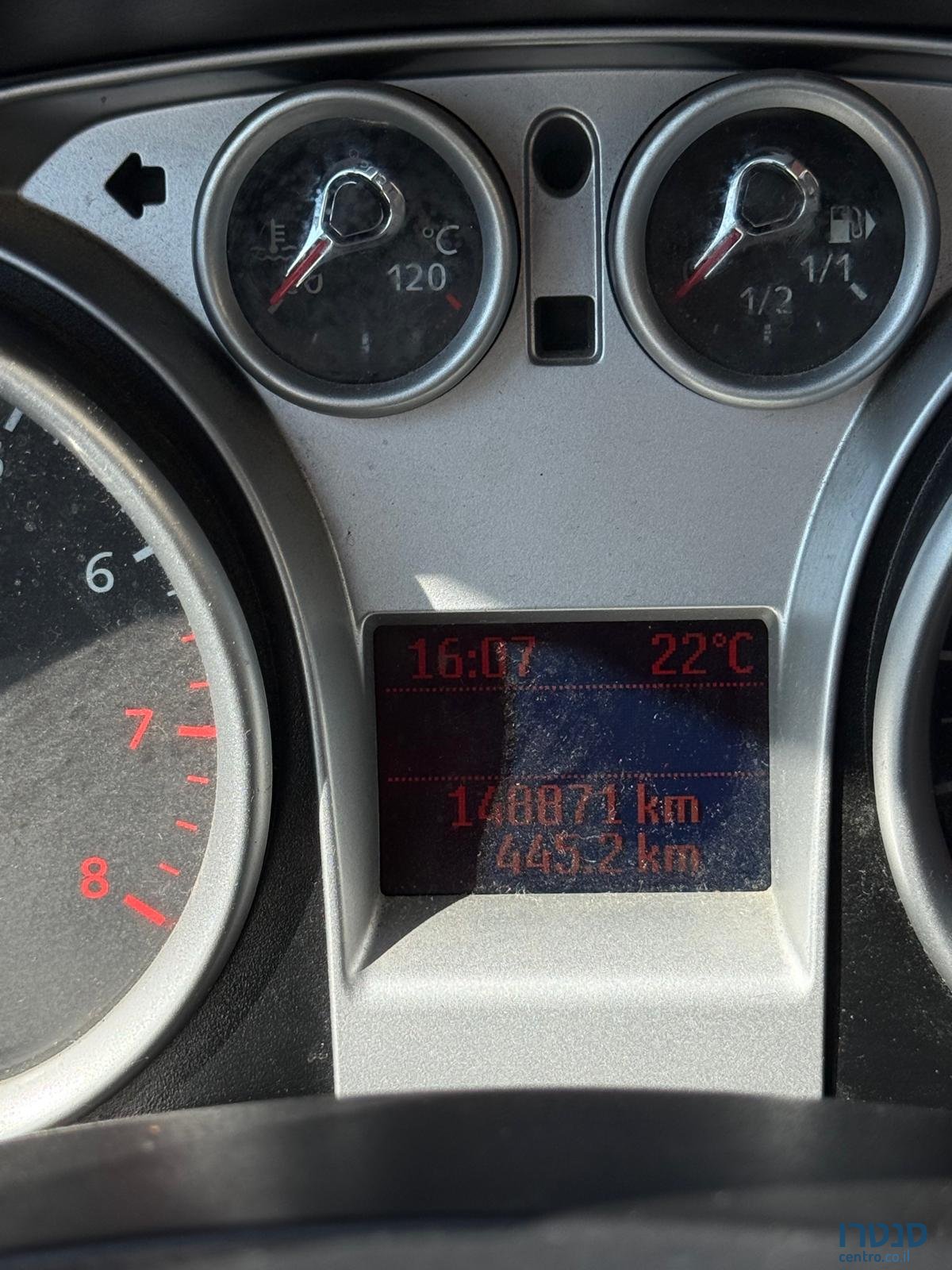 2011' Ford Focus photo #2