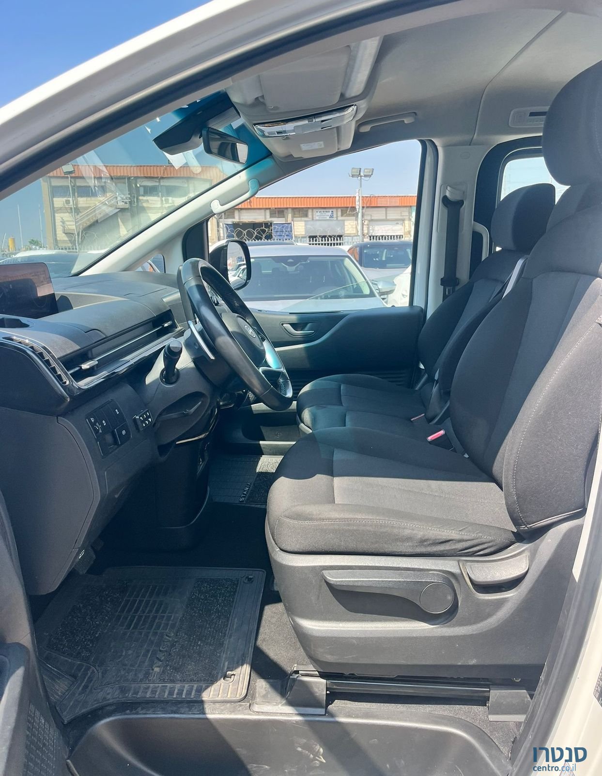 2023' Hyundai Staria יונדאי סטאריה photo #4
