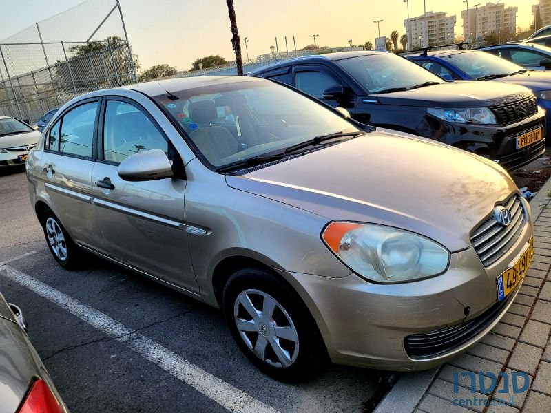 2007' Hyundai Accent photo #3