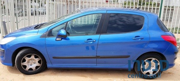 2011' Peugeot 308 photo #1