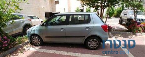 2012' Skoda Fabia סקודה פביה photo #1