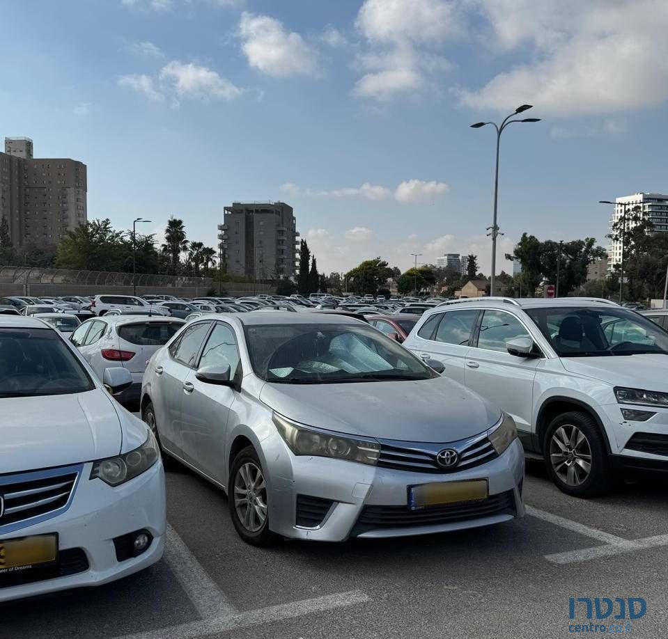 2014' Toyota Corolla טויוטה קורולה photo #2