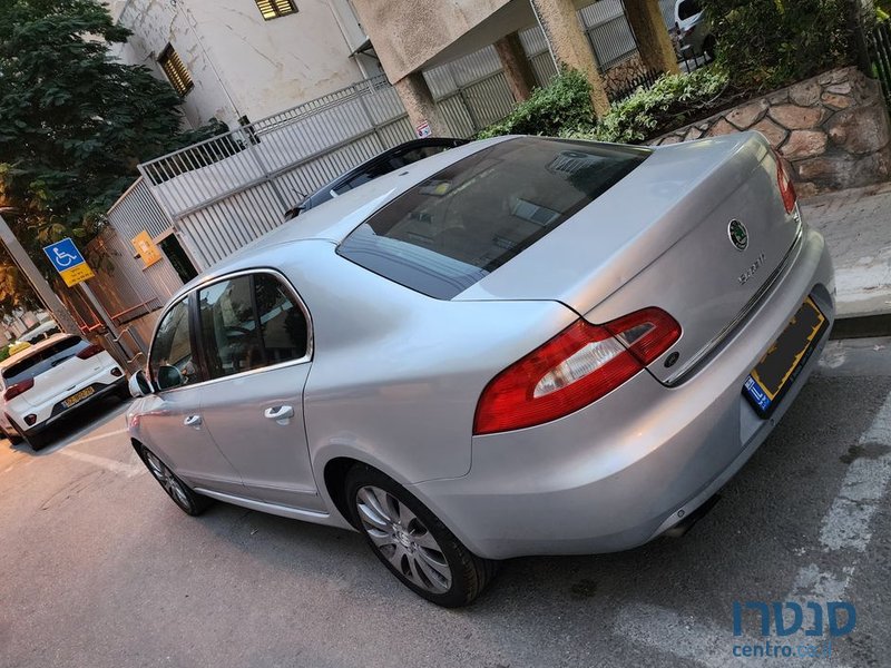 2011' Skoda Superb סקודה סופרב photo #3