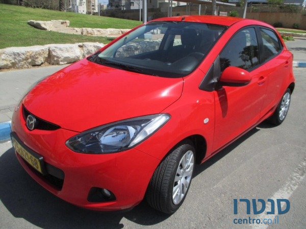 2010' Mazda 2 photo #2