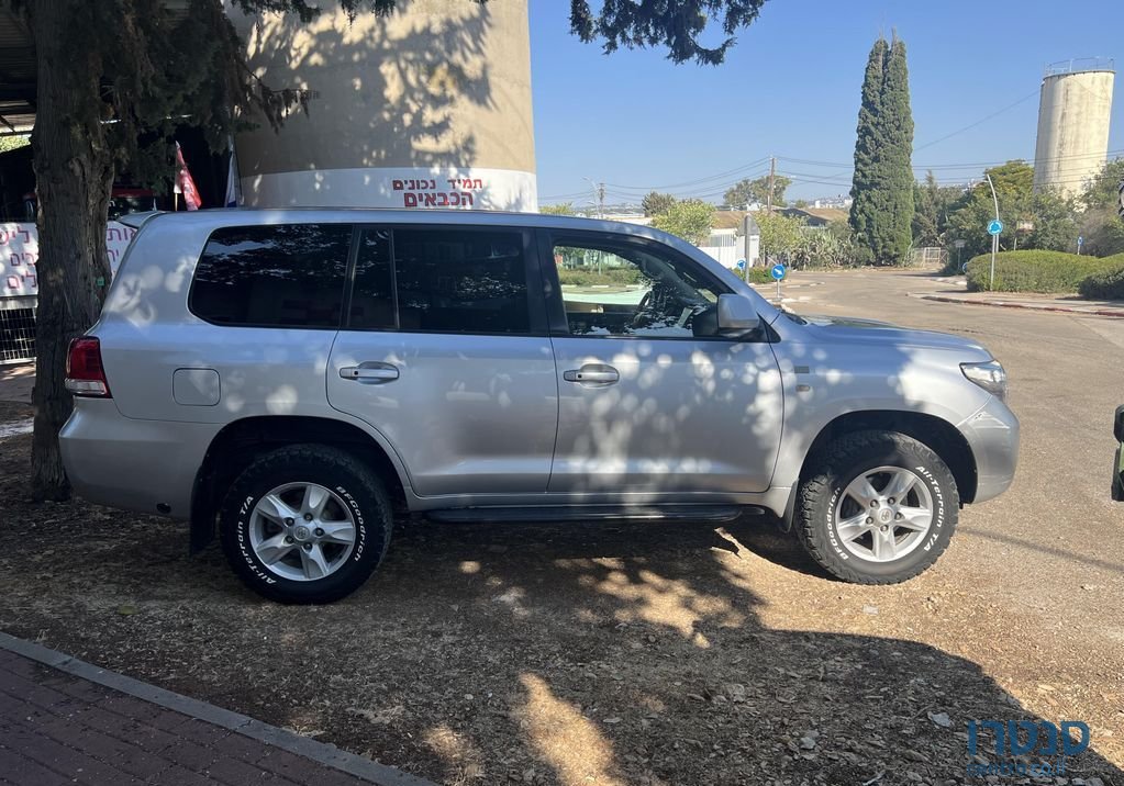 2008' Toyota Land Cruiser טויוטה לנד קרוזר photo #2