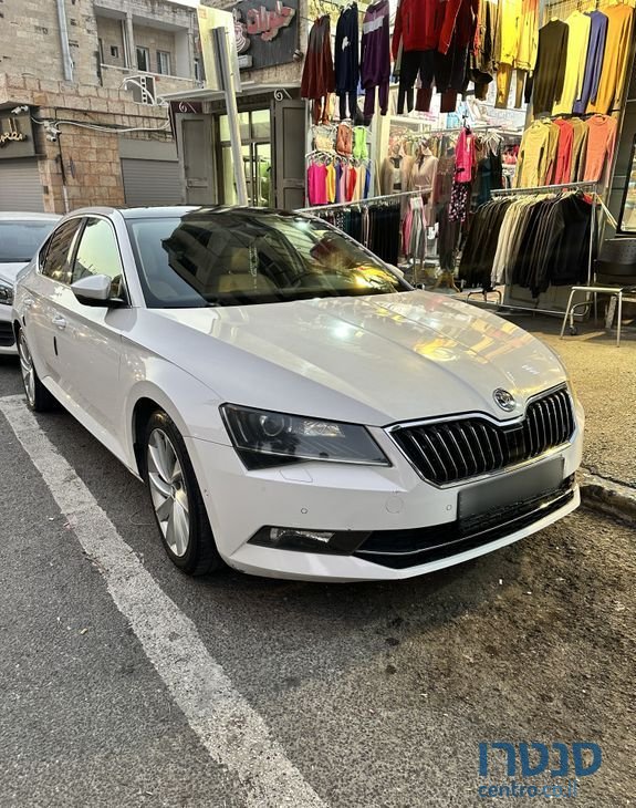 2019' Skoda Superb סקודה סופרב photo #1