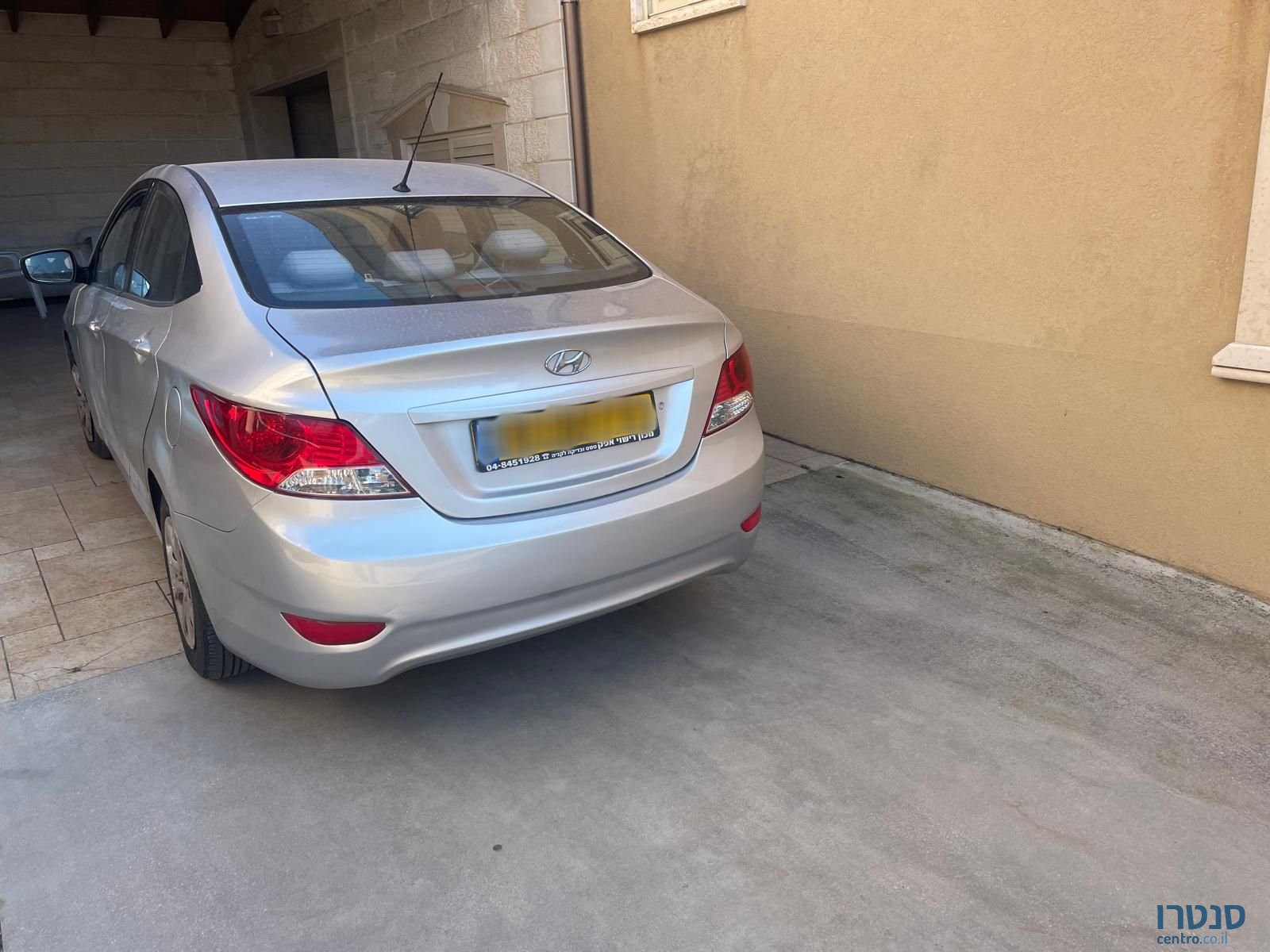 2011' Hyundai Accent יונדאי אקסנט photo #3