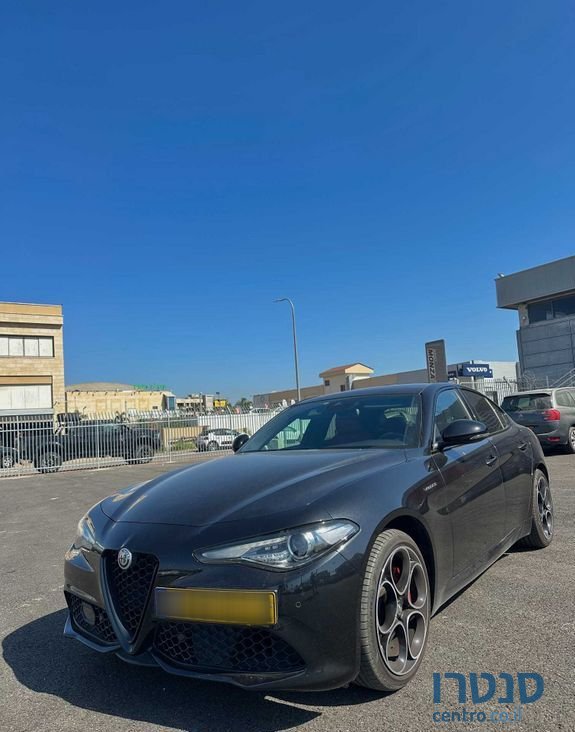 2022' Alfa Romeo Giulia אלפא רומיאו ג'וליה photo #4