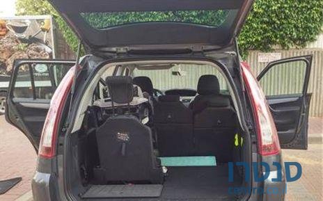 2013' Citroen C4 Picasso 1600 photo #4